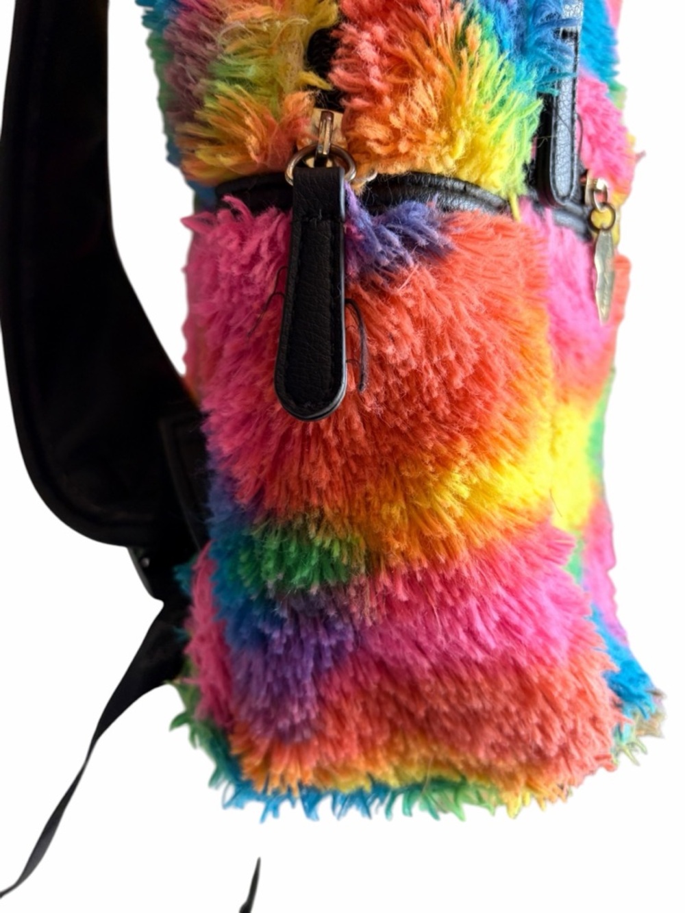 Betsey Johnson Unicorn Rainbow Faux Fur Backpack Rare 15” X 15” - Picture 3 of 11